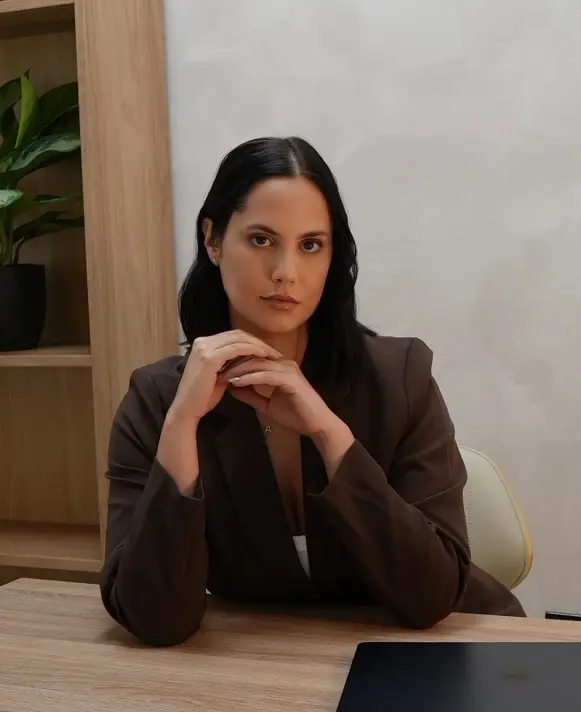 Alina Rodriguez, cofundadora y esteticista médica de Vitaly Aesthetic